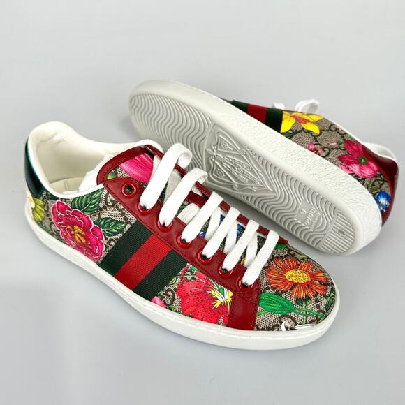 NIB Gucci flora print low-top sneakers Size 34 - Picture 2 of 12